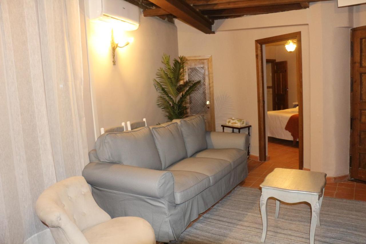 Apartamentos Coliseo Toledo Kültér fotó