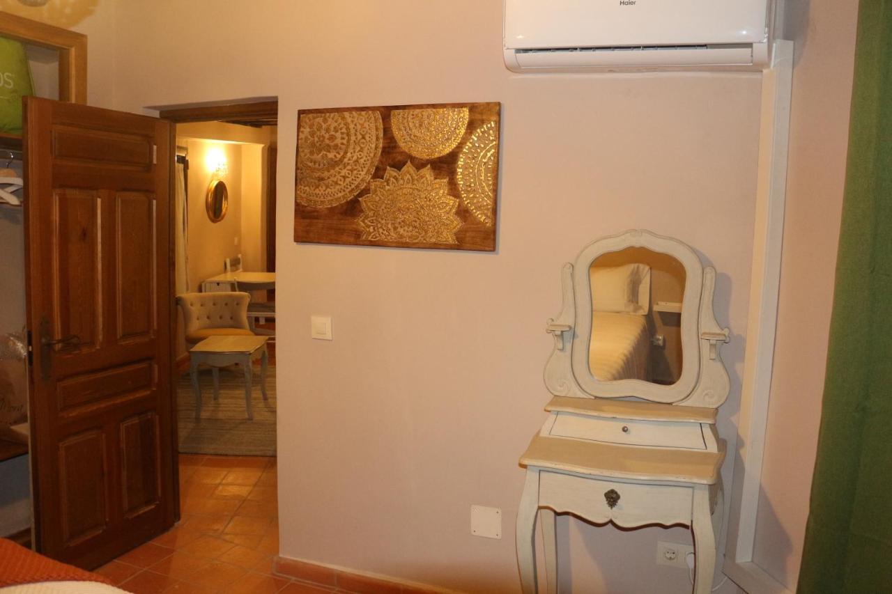 Apartamentos Coliseo Toledo Kültér fotó