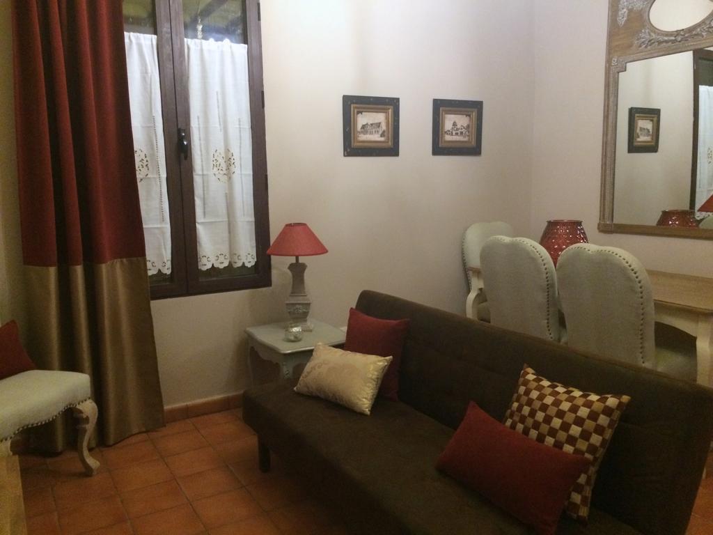 Apartamentos Coliseo Toledo Kültér fotó