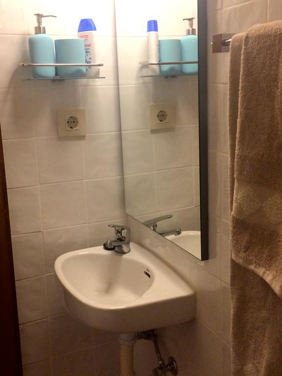 Apartamentos Coliseo Toledo Kültér fotó