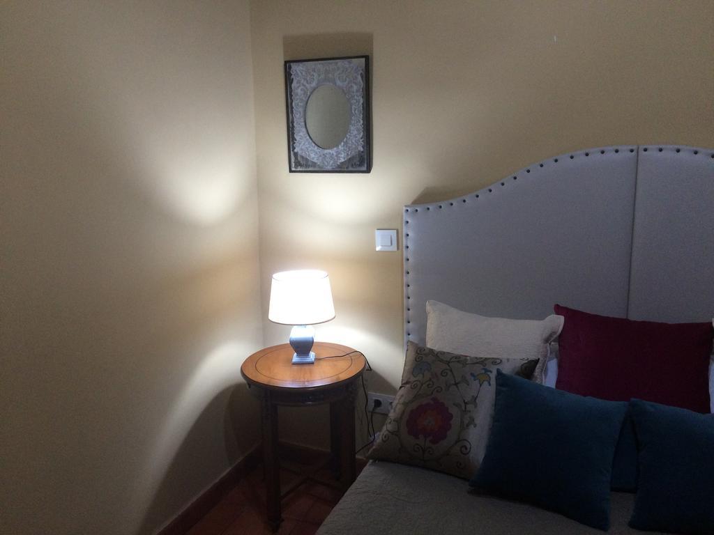 Apartamentos Coliseo Toledo Kültér fotó